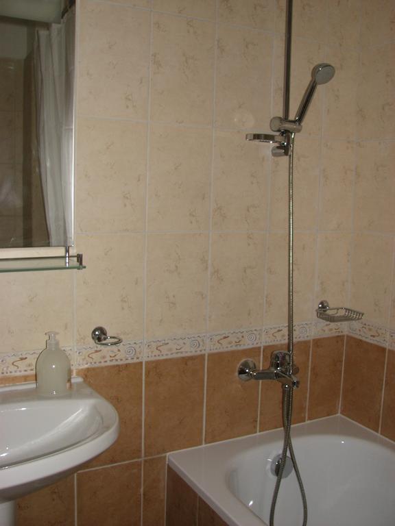 Two-Bedroom Apartment Donika 茨雷沃 外观 照片