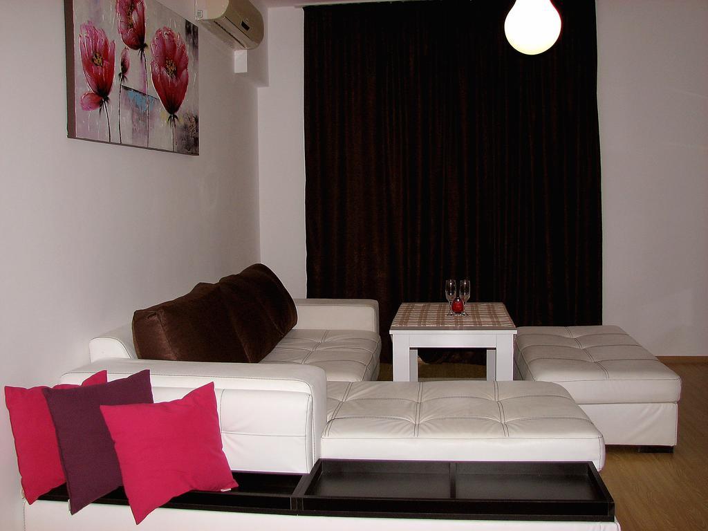 Two-Bedroom Apartment Donika 茨雷沃 外观 照片